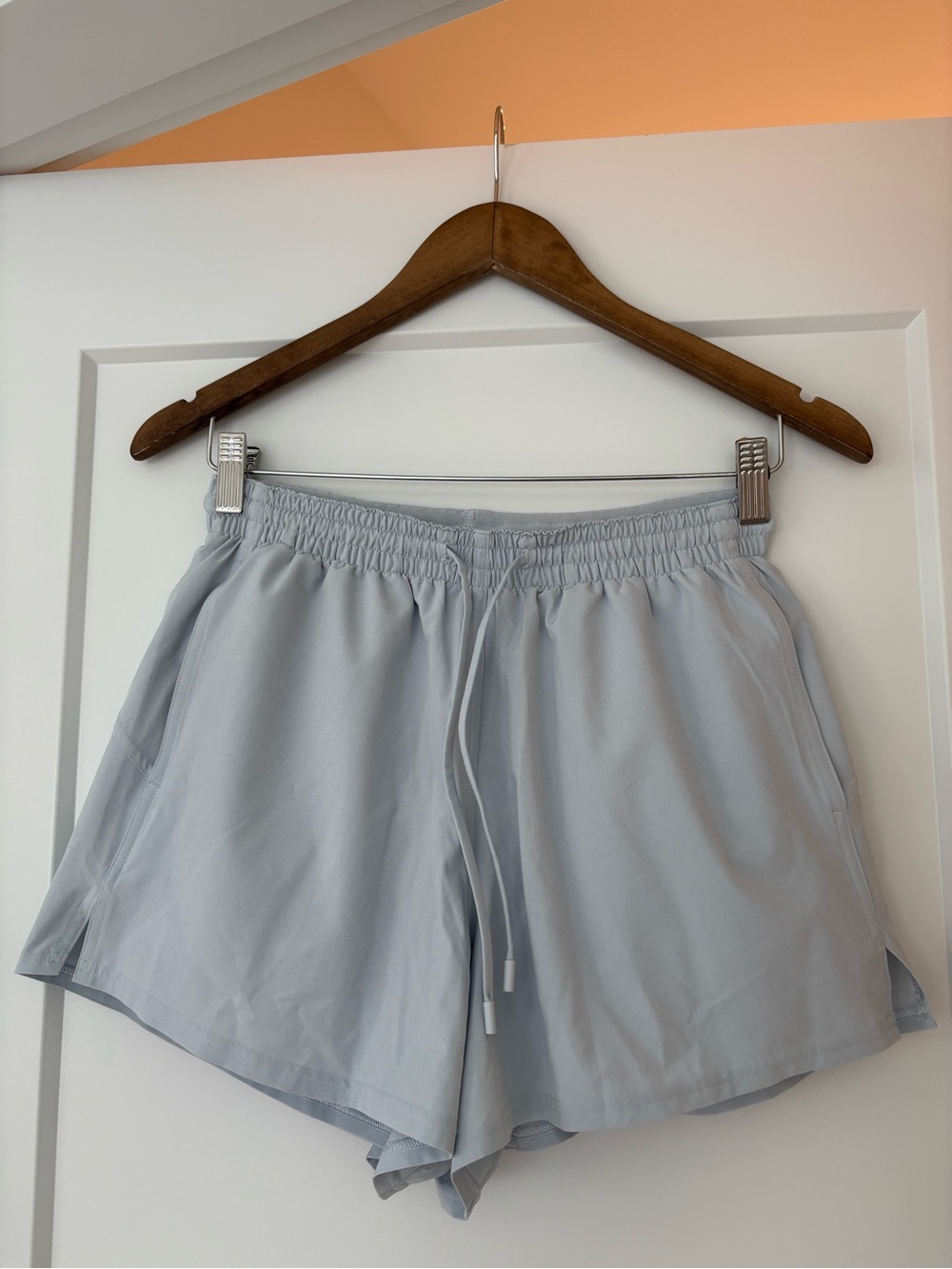 lululemon athletica HR Pace Rival 3” shorts - size 6